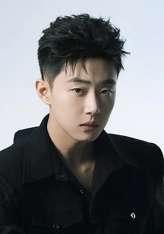 刘浩群 Haoqun Liu照片