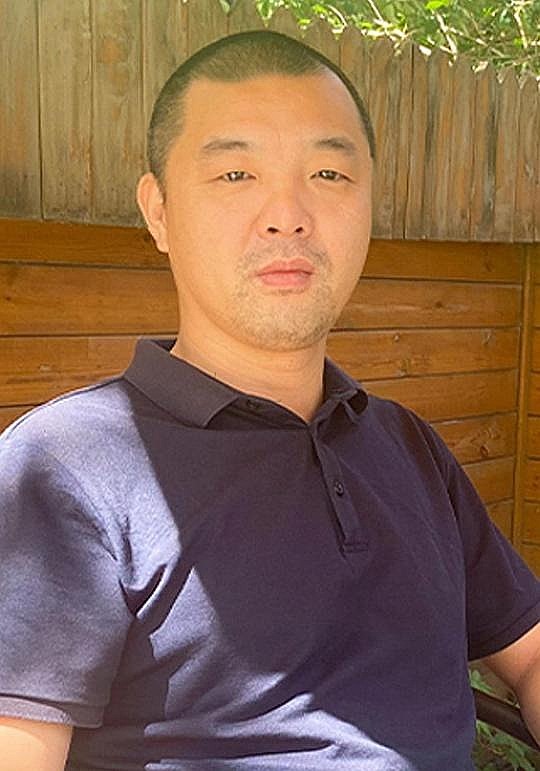 萧洋 Yang Xiao照片