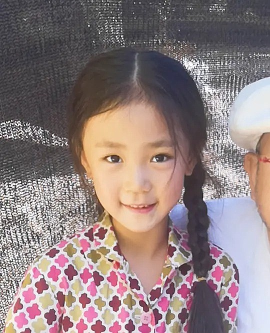 张馨予 Xinyu Zhang照片