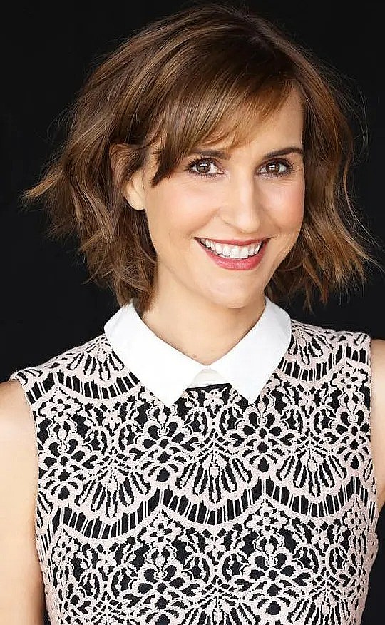 Elizabeth Thieme照片