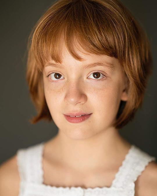 贝拉·希金伯森姆 Bella Higginbotham照片