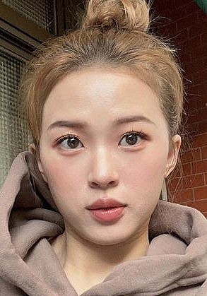 曹芯瑜 Kira照片