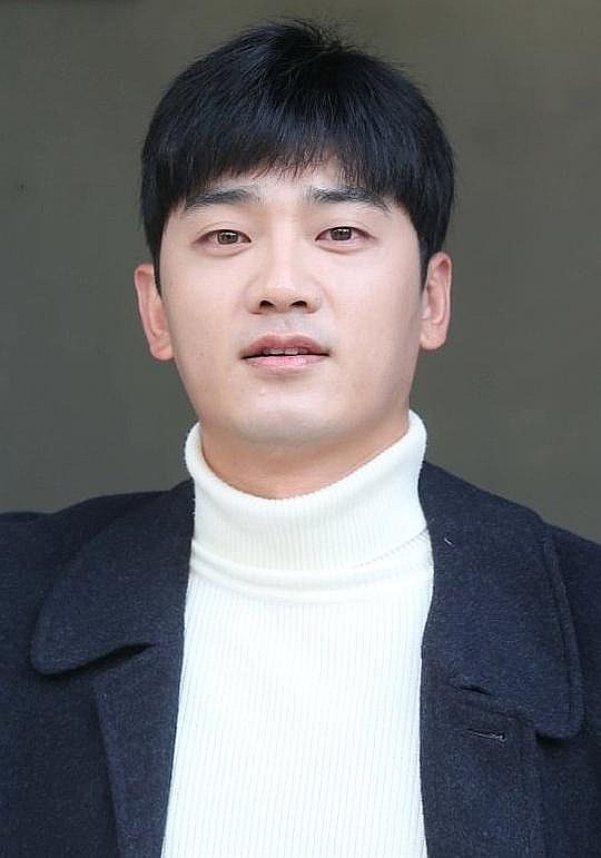 尹锡铉 Seokhyun Yoon照片