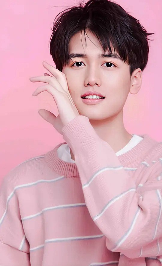 彭佳博 Ryan Peng照片