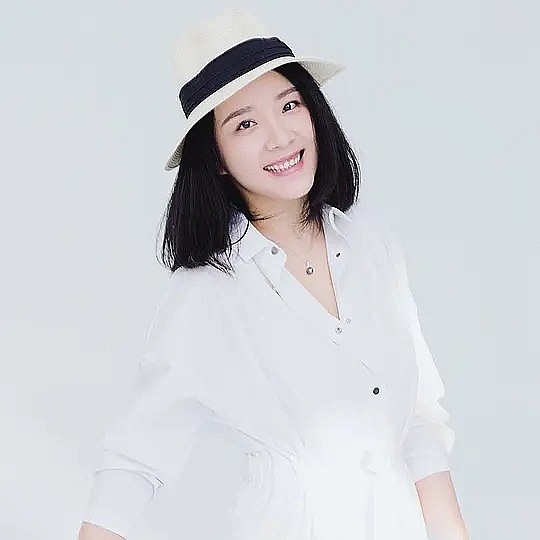 周展 Zhan Zhou照片