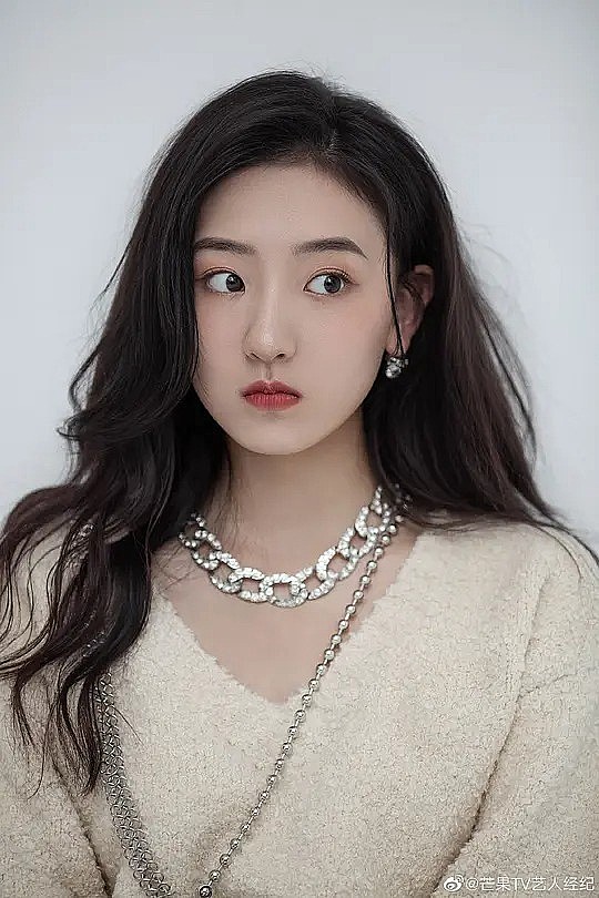 潘玥同 Yuetong Pan照片