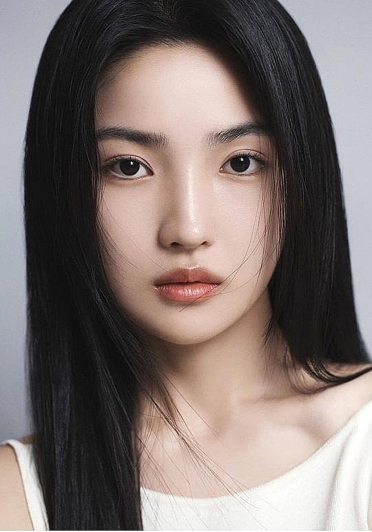 千仁书 Chun In Seo照片