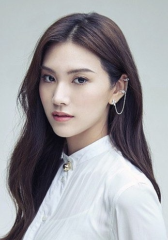 张贤静 Xianjing Zhang照片