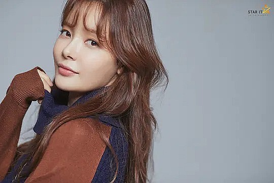 白承姬 Baek Seoung Hee照片