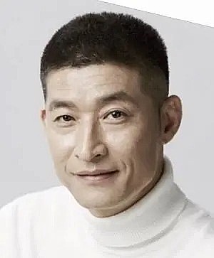郑成湖 Chan-woo Jeong照片