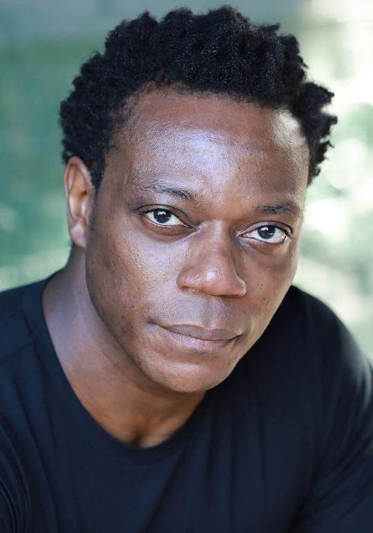 楚克武迪·武吉 Chukwudi Iwuji照片