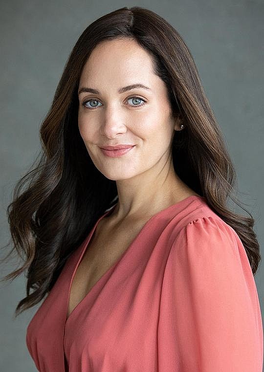 Jess Brown照片