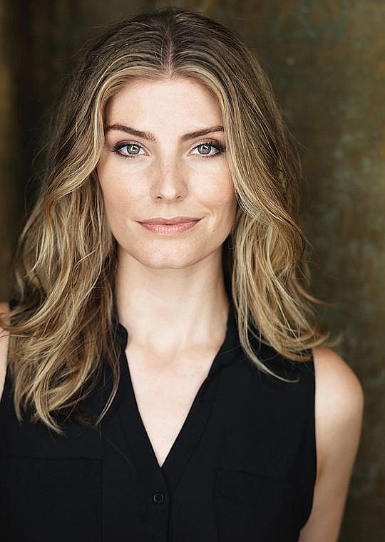 凯特琳·巴塞特 Caitlin Bassett照片