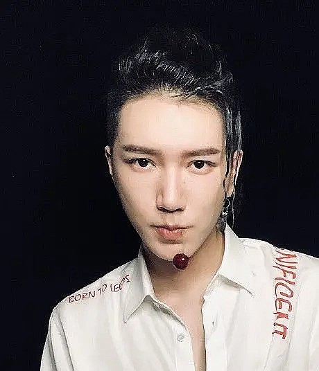 金玄雨 Xuanyu Jin照片