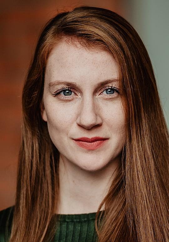 露易斯·帕克 Louise Parker照片