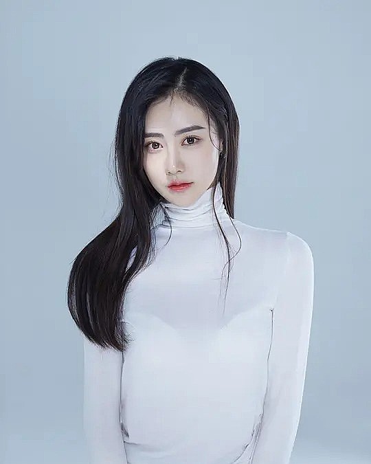 曹赛亚 Saiya Cao照片