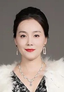 满柠溪 Ningxi Man照片