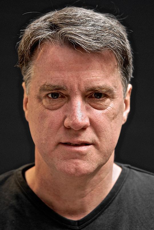 帕特里克·约瑟夫·贝尔纳斯 Patrick Joseph Byrnes照片