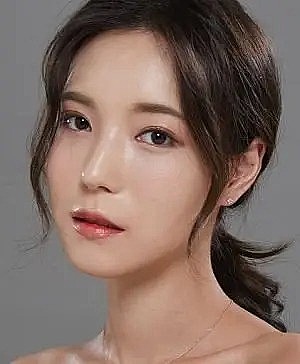 郑智妍 Jung Ji Yeon照片