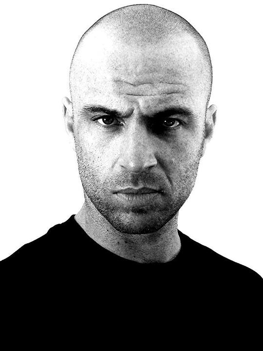 乔尼·麦克布莱德 Jonny McBride照片