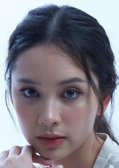 查琳彭·妮恩查伦 Charinporn Ngeoncharoen照片