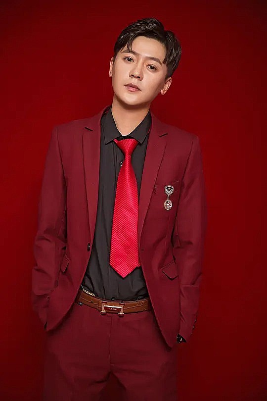 王宏博 Hongbo Wang照片