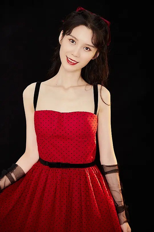 李婧瑶 Jingyao Li照片