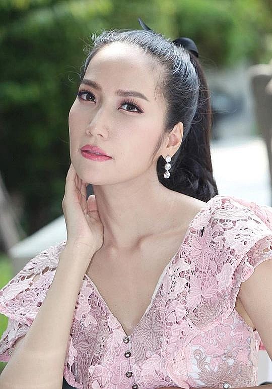 伊萨里亚·赛萨南 Isariya Saisanan照片