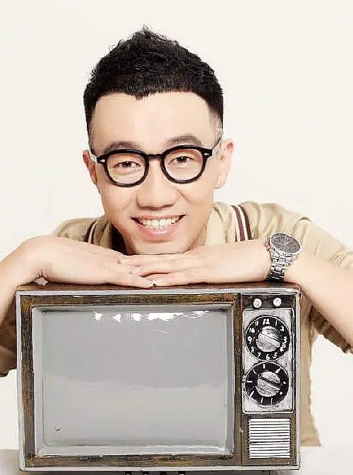 侯昕炜 Xinwei Hou照片