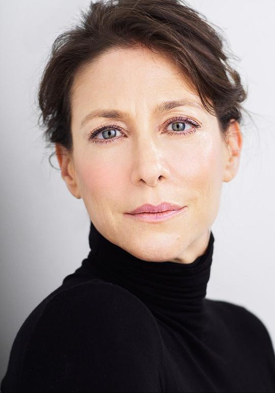 詹妮弗·瑞克尔 Jennifer Riker照片