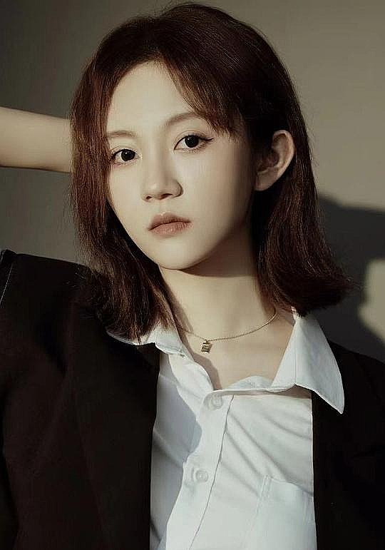 王阡惠 Qianhui Wang照片