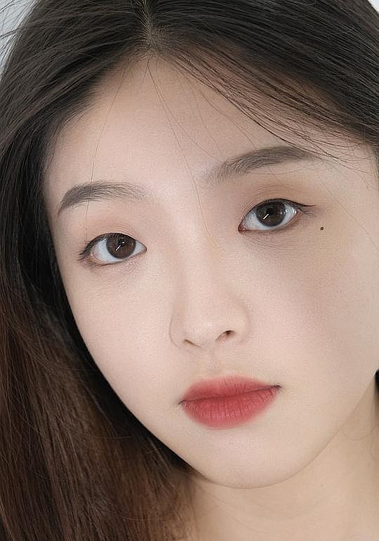 周丞艺 Chengyi Zhou照片