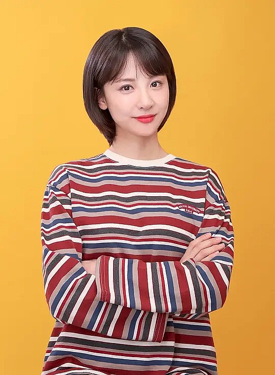金玟我 Min-ah Kim照片