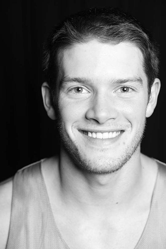 亚历克斯·马克尼科尔 Alex MacNicoll照片