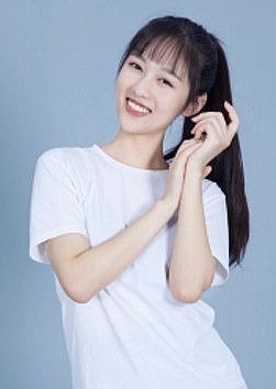 李媛菁 Yuanjing Li照片