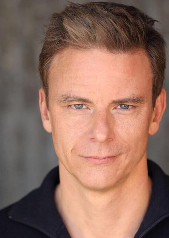 肖·琼斯 Shaw Jones照片