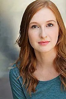 Erin Mackey照片