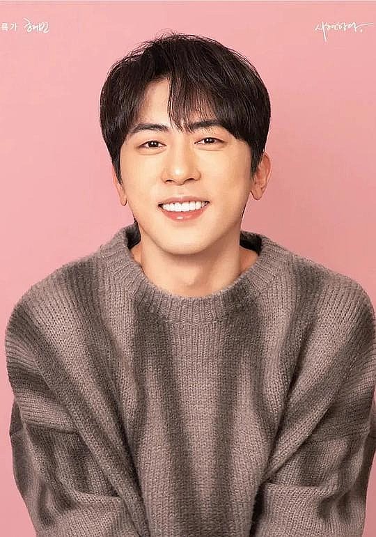 金元勋 Kim Wonhoon照片