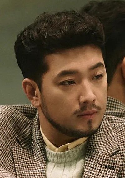 李末年 Mal-nyeon Lee照片