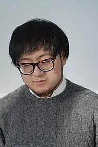 健崔照片