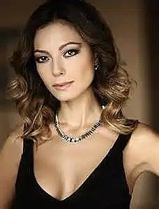 约紫葛.约兹达尔 Özge Özder照片