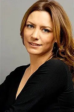 爱布茹.阿伊卡池 Ebru Aykaç照片