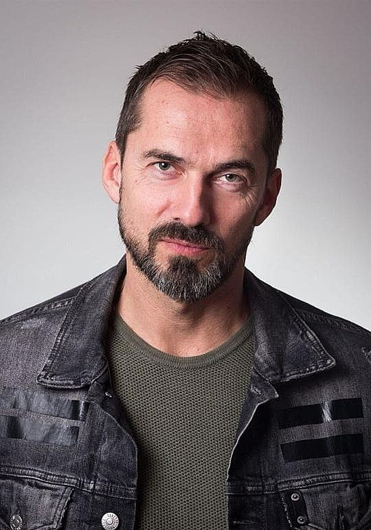 弗兰克·蒙西尼 Franck Monsigny照片