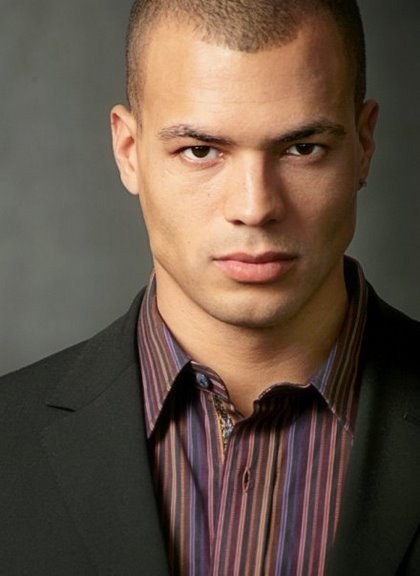 伊森·斯通 Ethan Stone照片