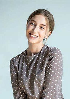 拉丽萨·库拉科娃 Larisa Kulakova照片