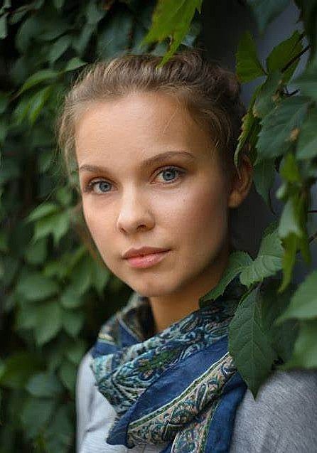 波琳娜·西尔基纳 Polina Syrkina照片