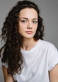 安吉丽娜·波普拉夫斯卡娅 Angelina Poplavskaya照片