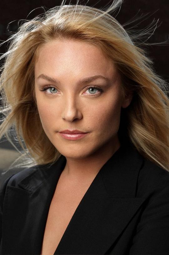 伊丽莎白·霍尔姆 Elisabeth Röhm照片