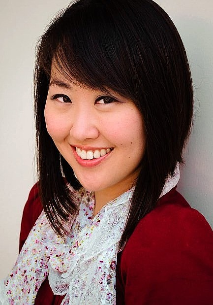 茱莉亚·曹 Julia Cho照片