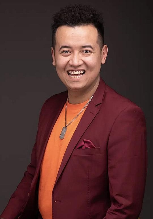 木尔扎提·帕尔哈提 Mirzat Perhat照片